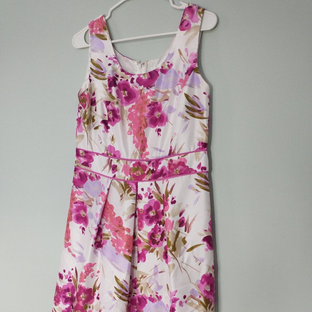NWOT Studio I Floral Dress Size 10